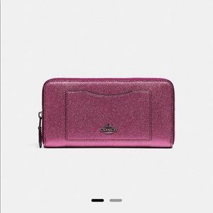 🔥 NEW 🔥Coach Accordion Zip Wallet